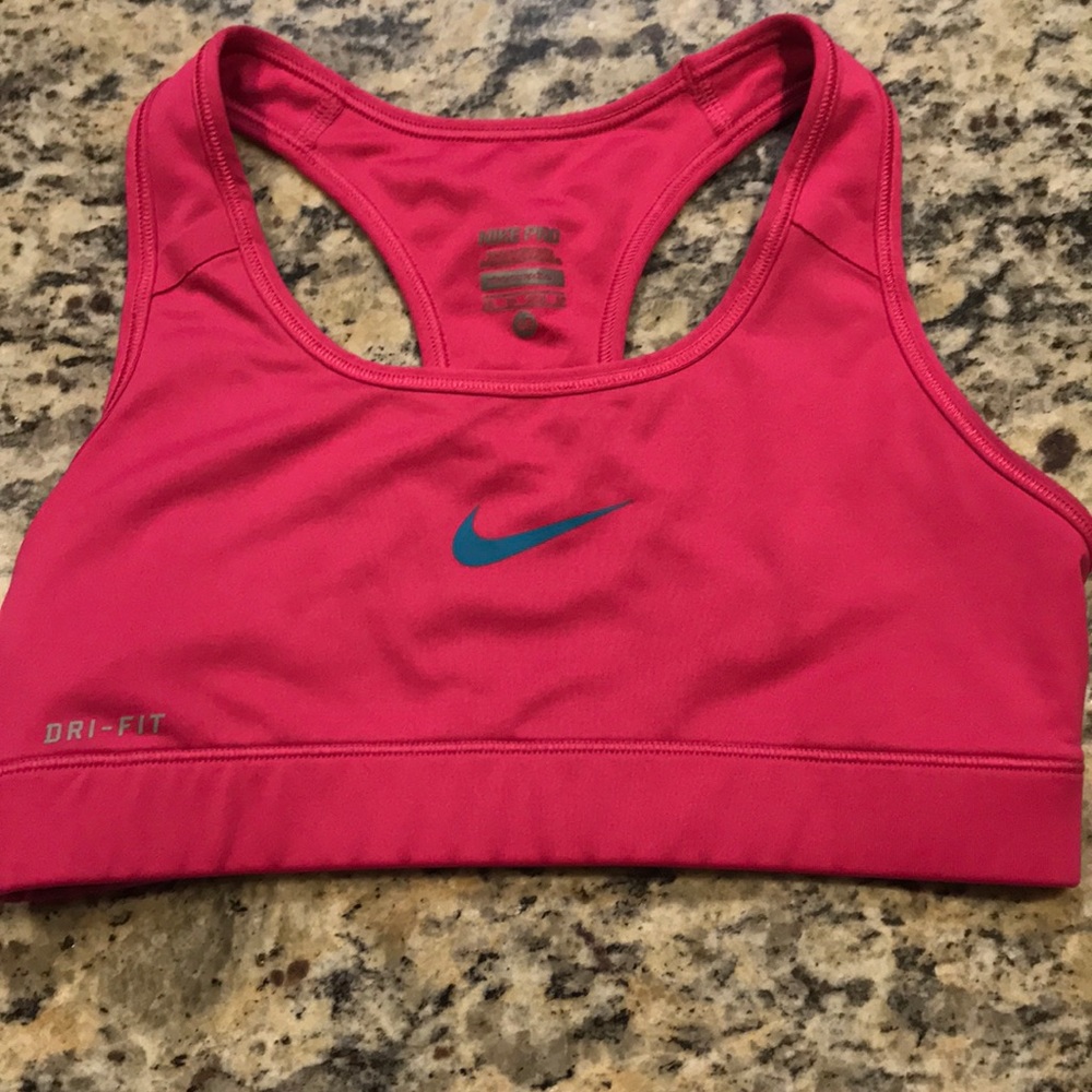 NIKE sports bra